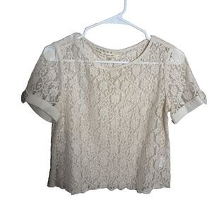Comme Toi Blouse Women's Small Beige Lace Short Sleeve Cropped Sheer Top